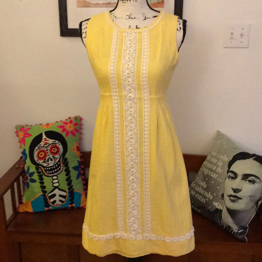 Size 0 Banana Republic dress